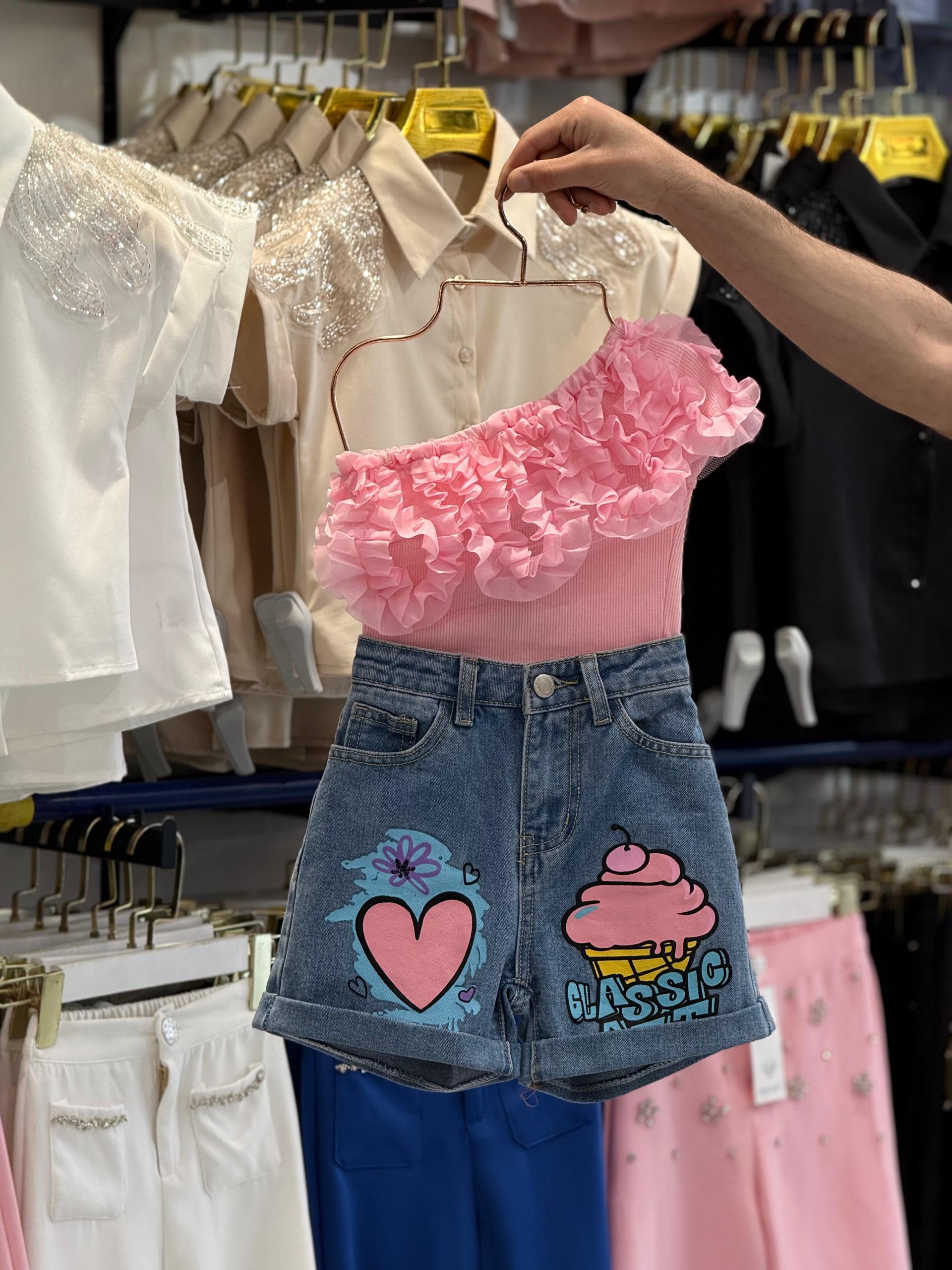 Ensemble short